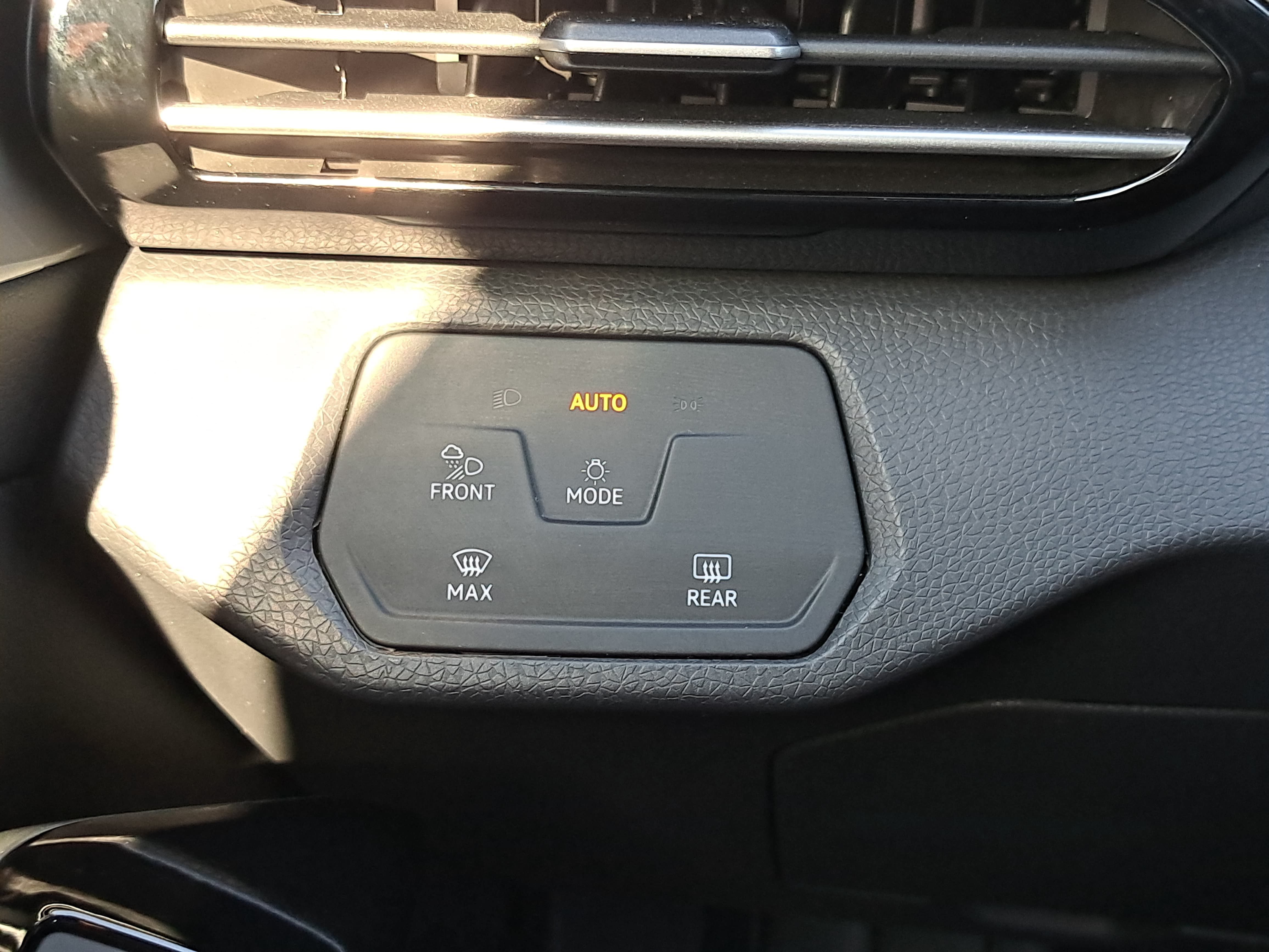 Used 2023 Volkswagen ID.4 Pro S RWD image 27