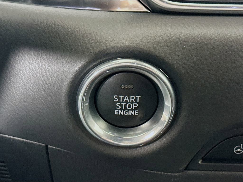 New 2025 MAZDA CX-5 Signature image 19