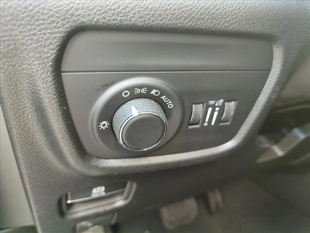 New 2025 Jeep Grand Cherokee Laredo X image 18