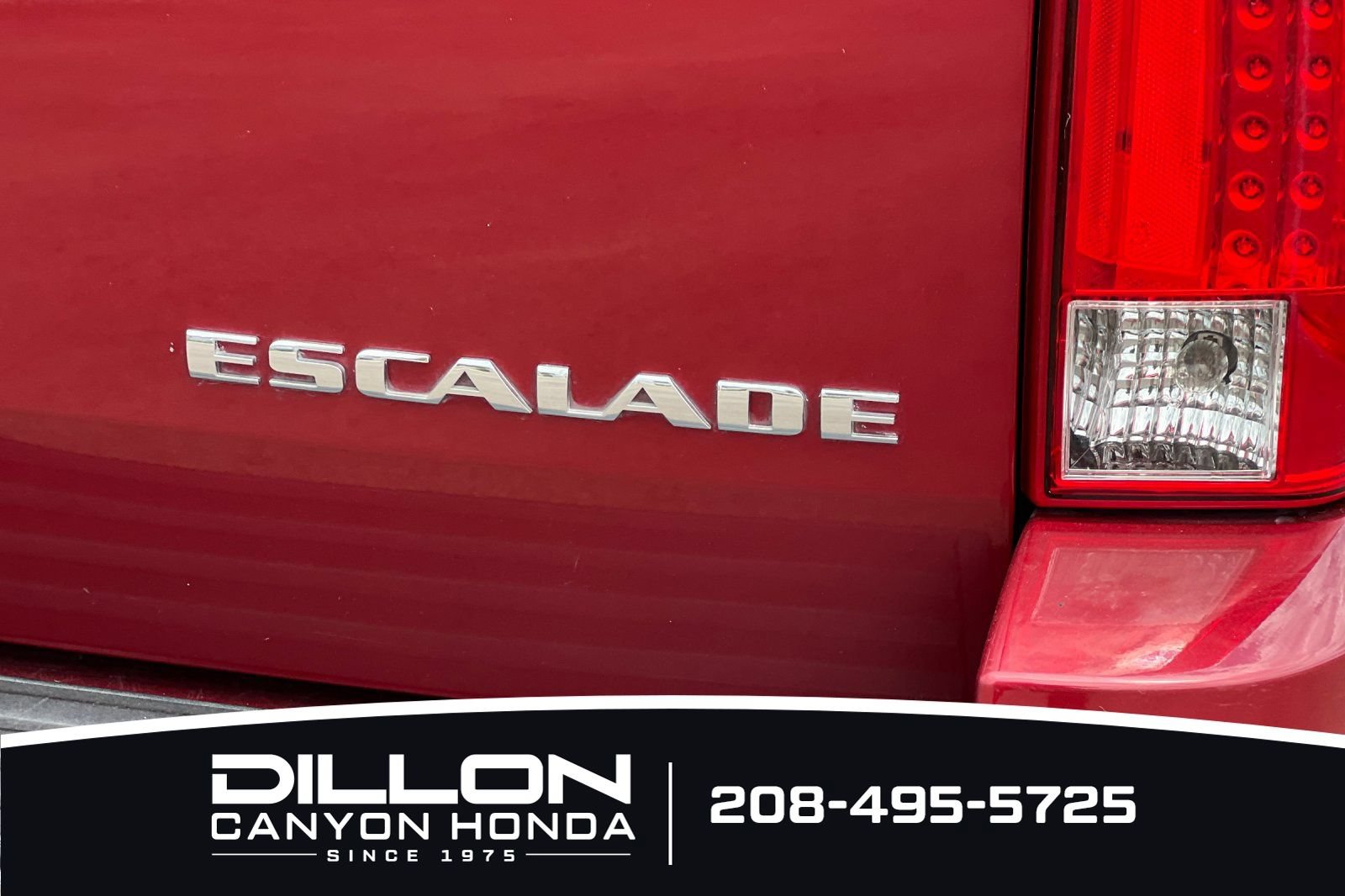 Used 2009 Cadillac Escalade AWD image 25