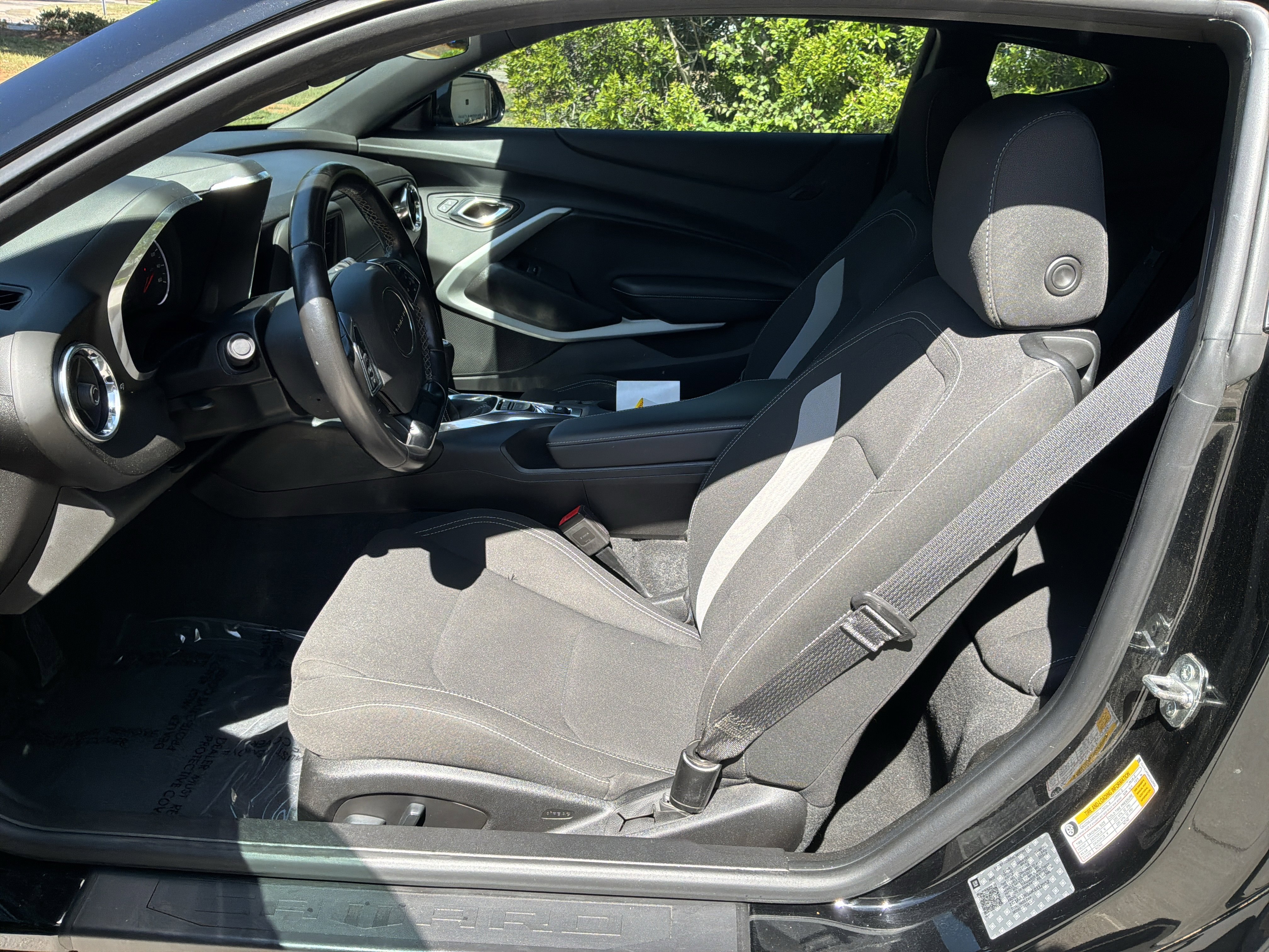 Used 2019 Chevrolet Camaro LT RWD image 16