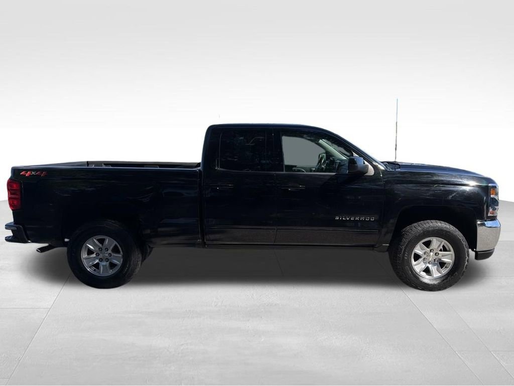 Used 2018 Chevrolet Silverado 1500 LT AWD/4WD image 5