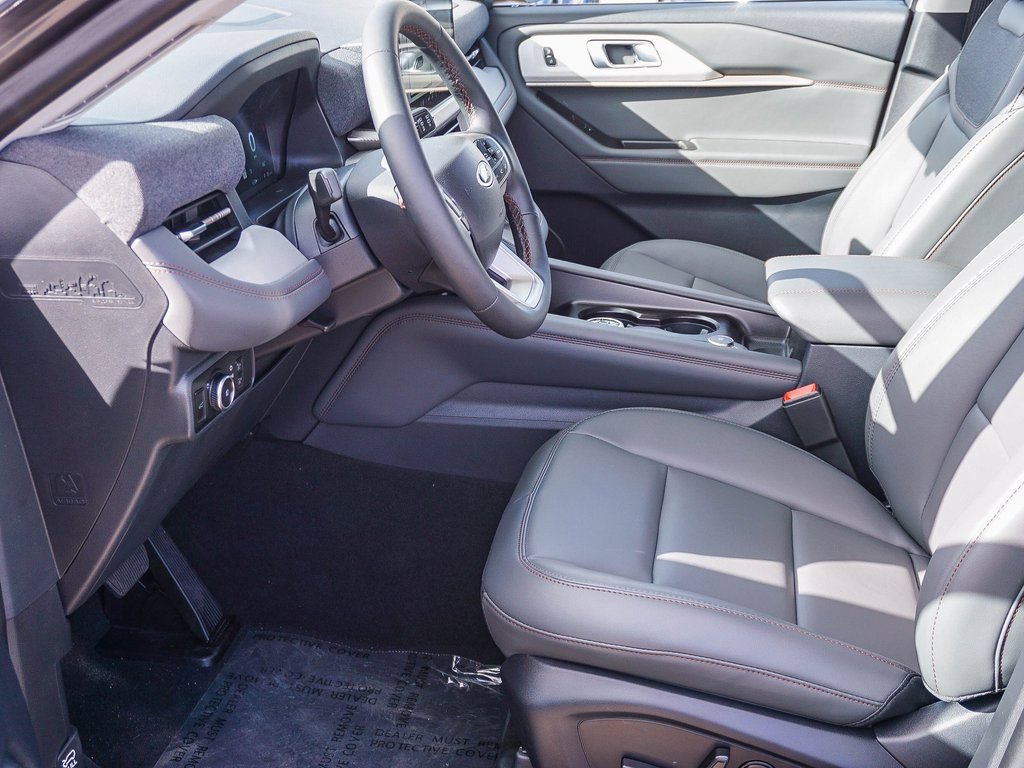 New 2026 Ford Explorer Active w/ Active Comfort Package RWD image 17