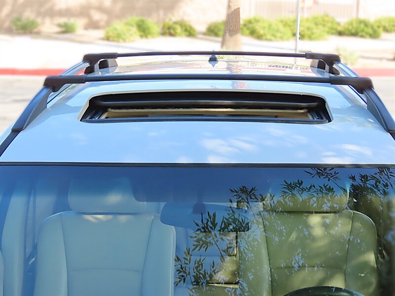 Used 2013 Subaru Tribeca Limited w/ PWR Moonroof Pkg AWD/4WD image 3