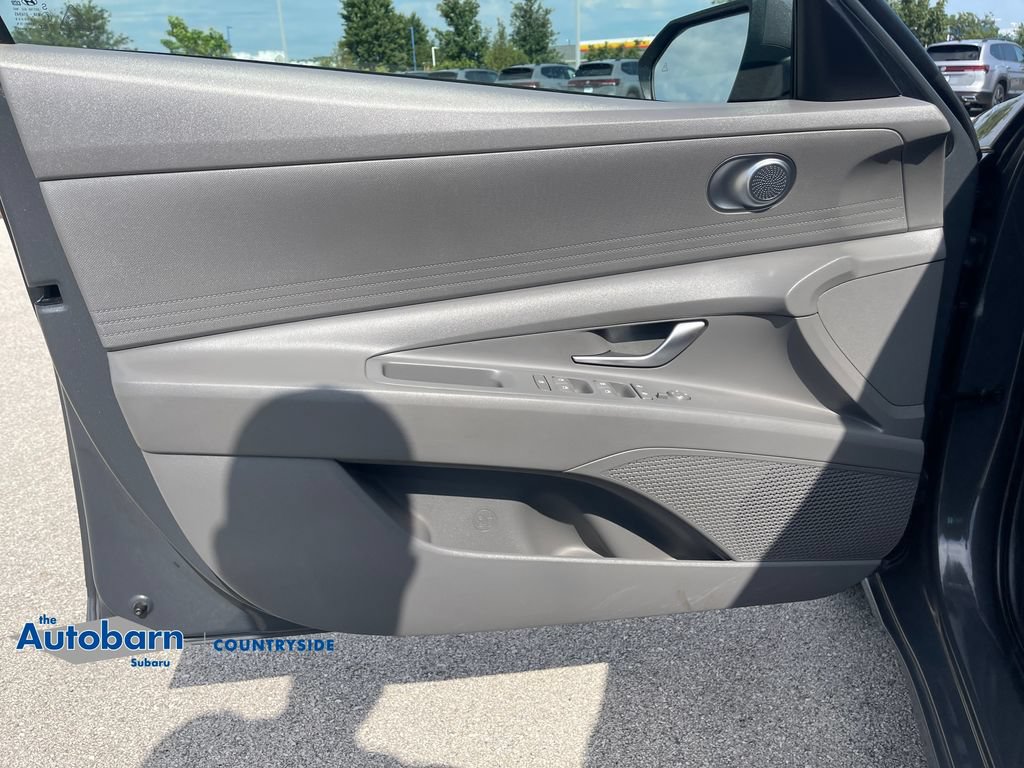 Used 2023 Hyundai Elantra SEL FWD image 10