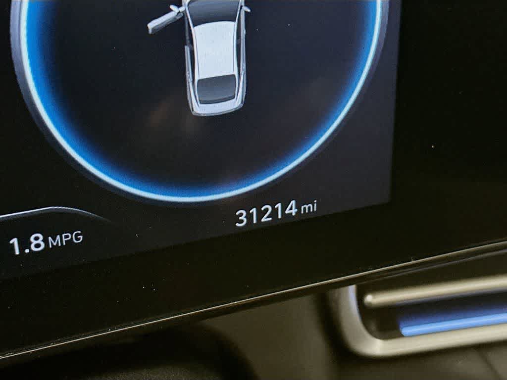 Used 2022 Hyundai Elantra Limited FWD image 19