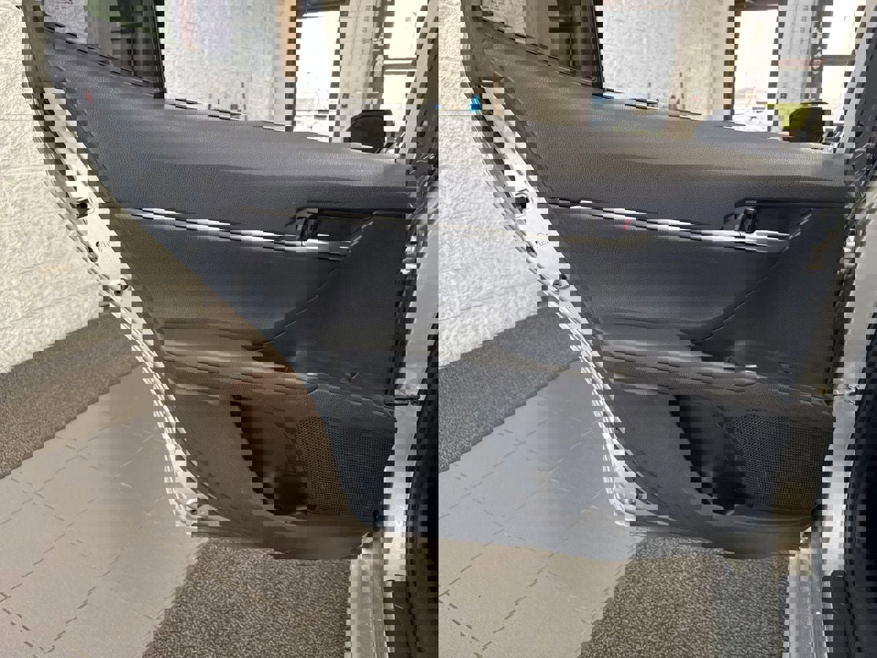 Used 2021 Toyota Camry SE FWD image 40