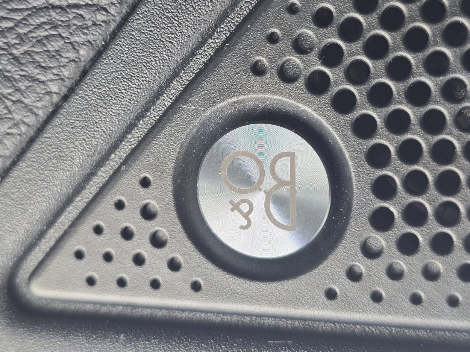 Used 2022 Ford Edge Titanium w/ Equipment Group 301A image 9