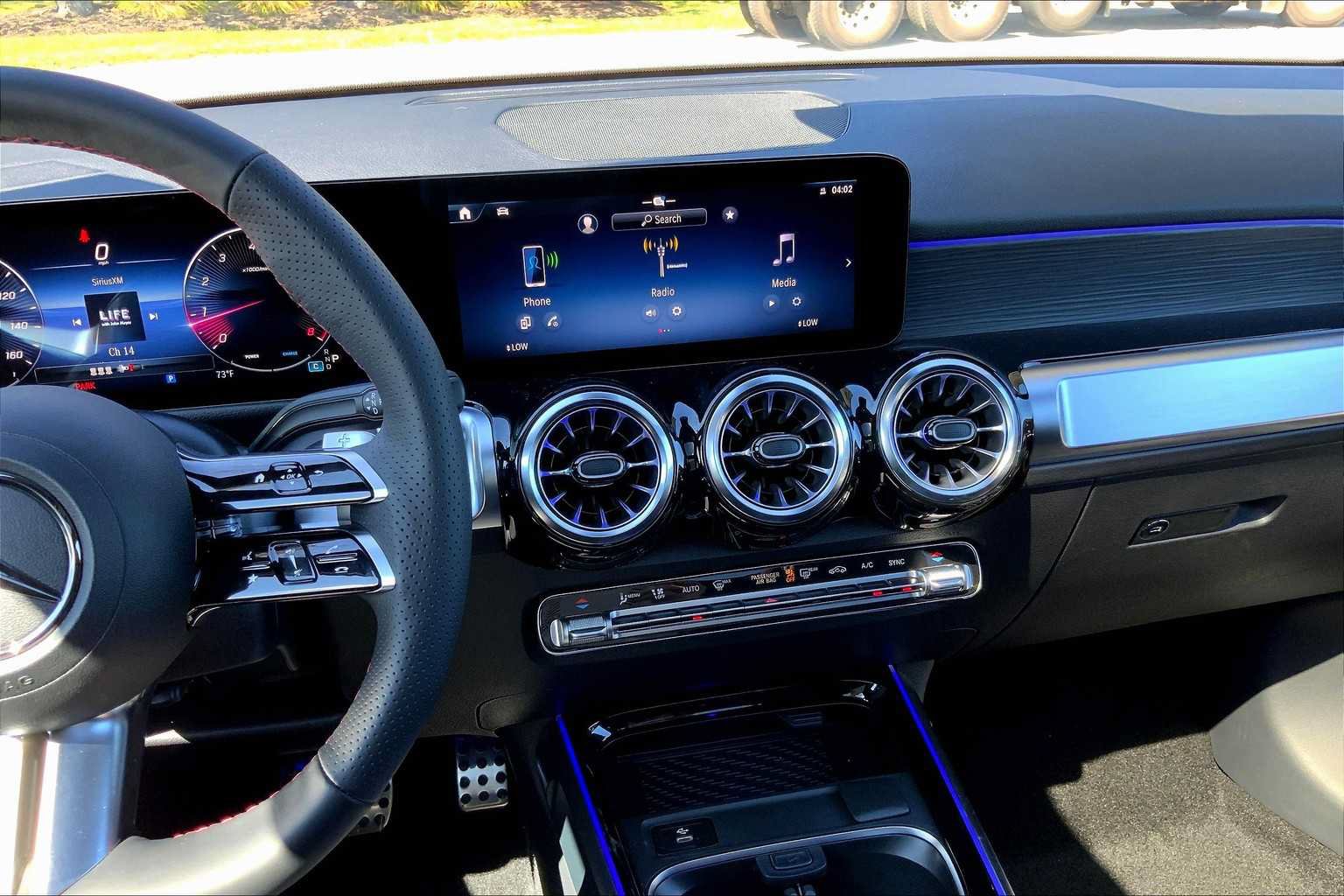 Certified 2026 Mercedes-Benz GLB 250 4MATIC image 6