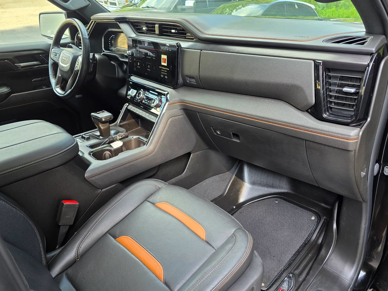 Used 2023 GMC Sierra 1500 AT4 w/ Technology Package AWD/4WD image 37