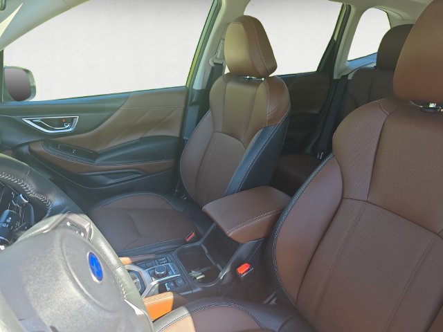 Certified 2024 Subaru Forester Touring AWD/4WD image 9