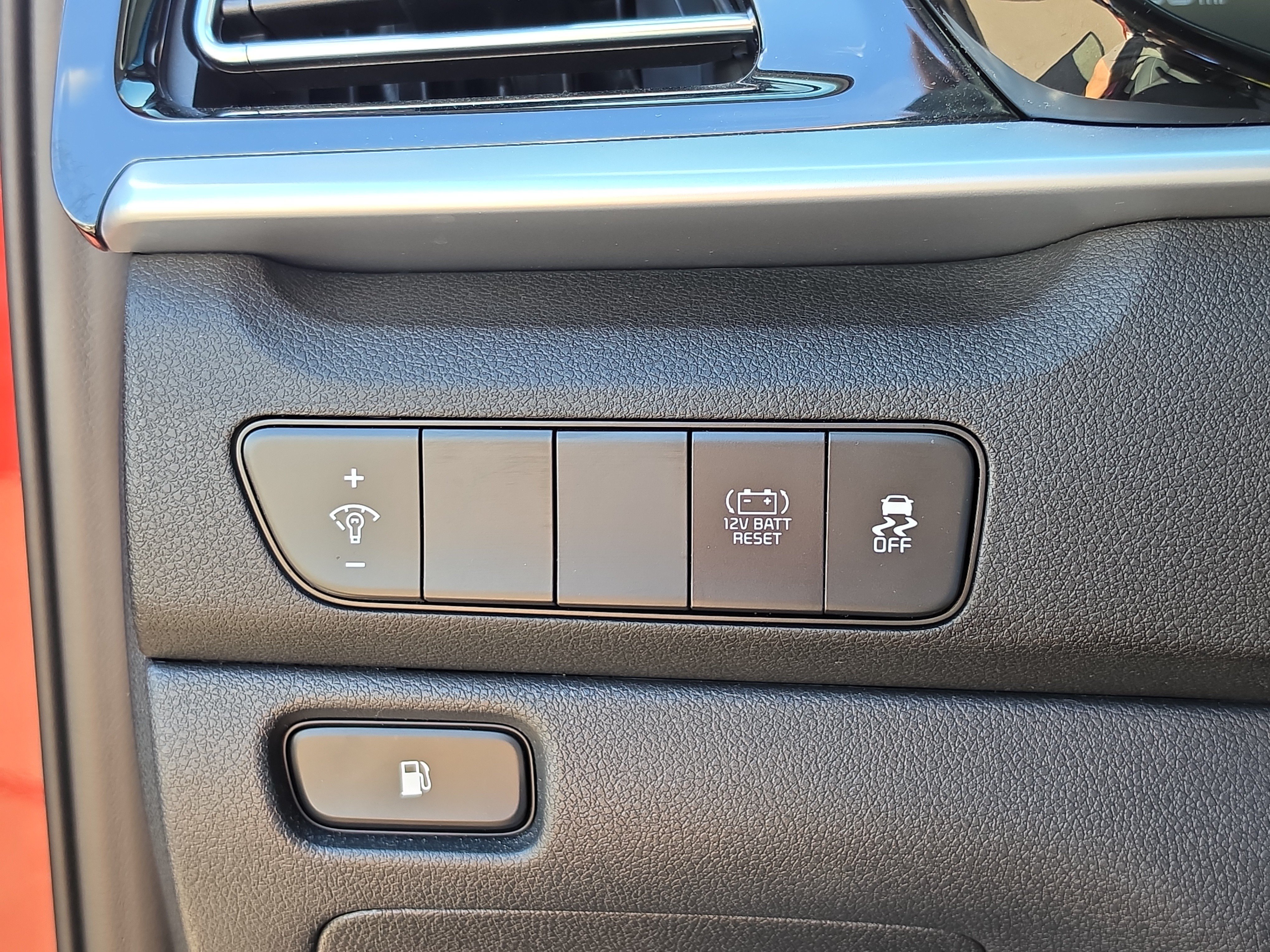 Certified 2021 Kia Niro LX FWD image 26