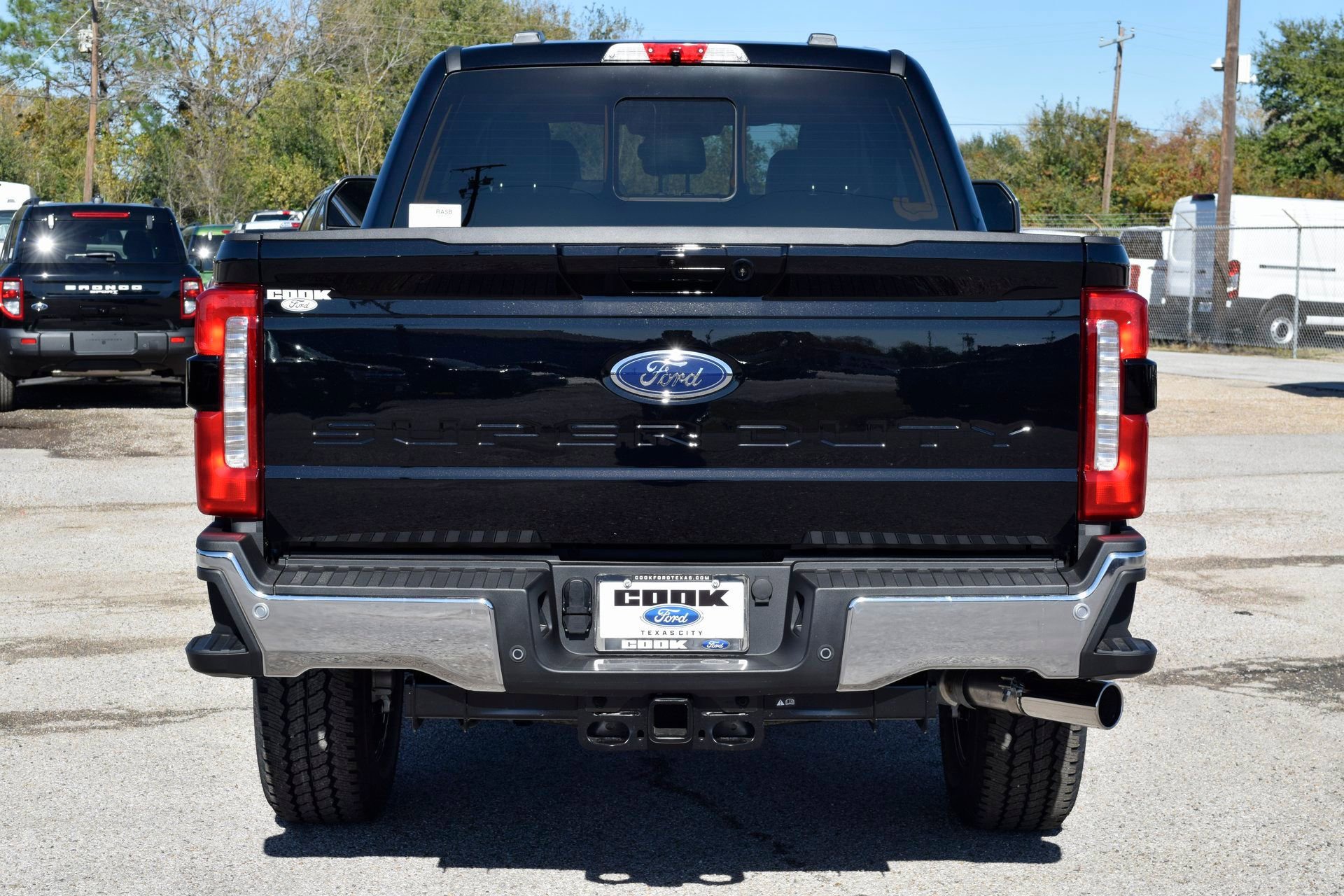 New 2026 Ford F250 Lariat w/ Chrome Package image 5