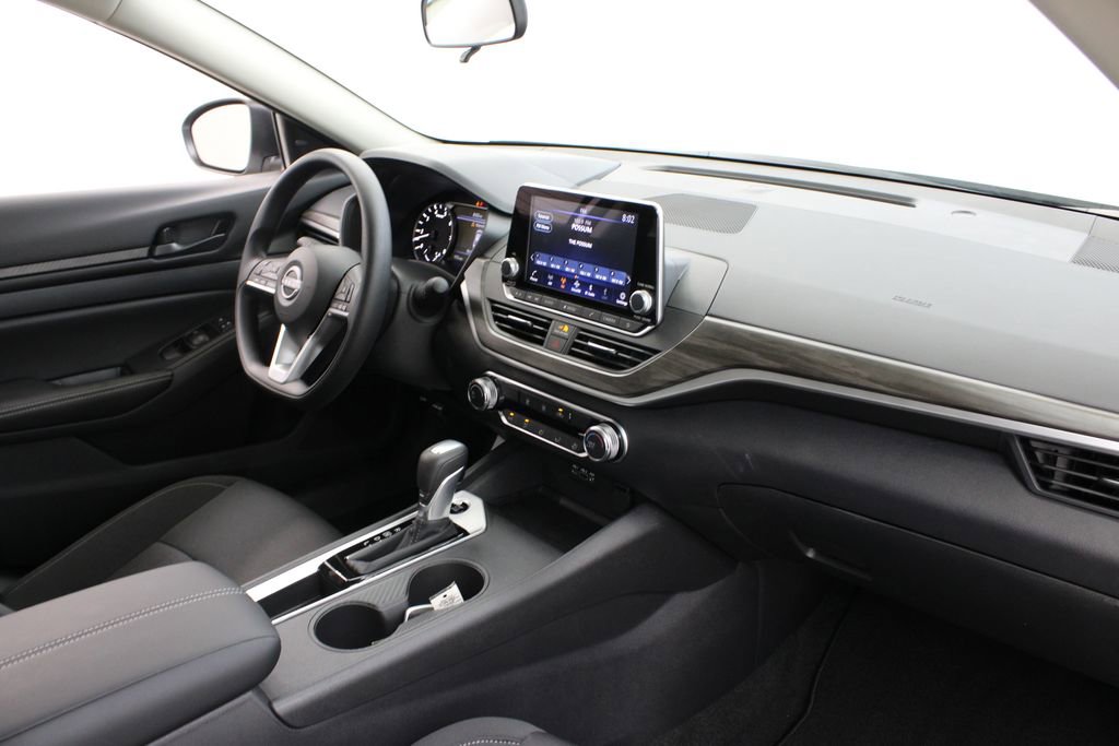 New 2026 Nissan Altima 2.5 SV image 23