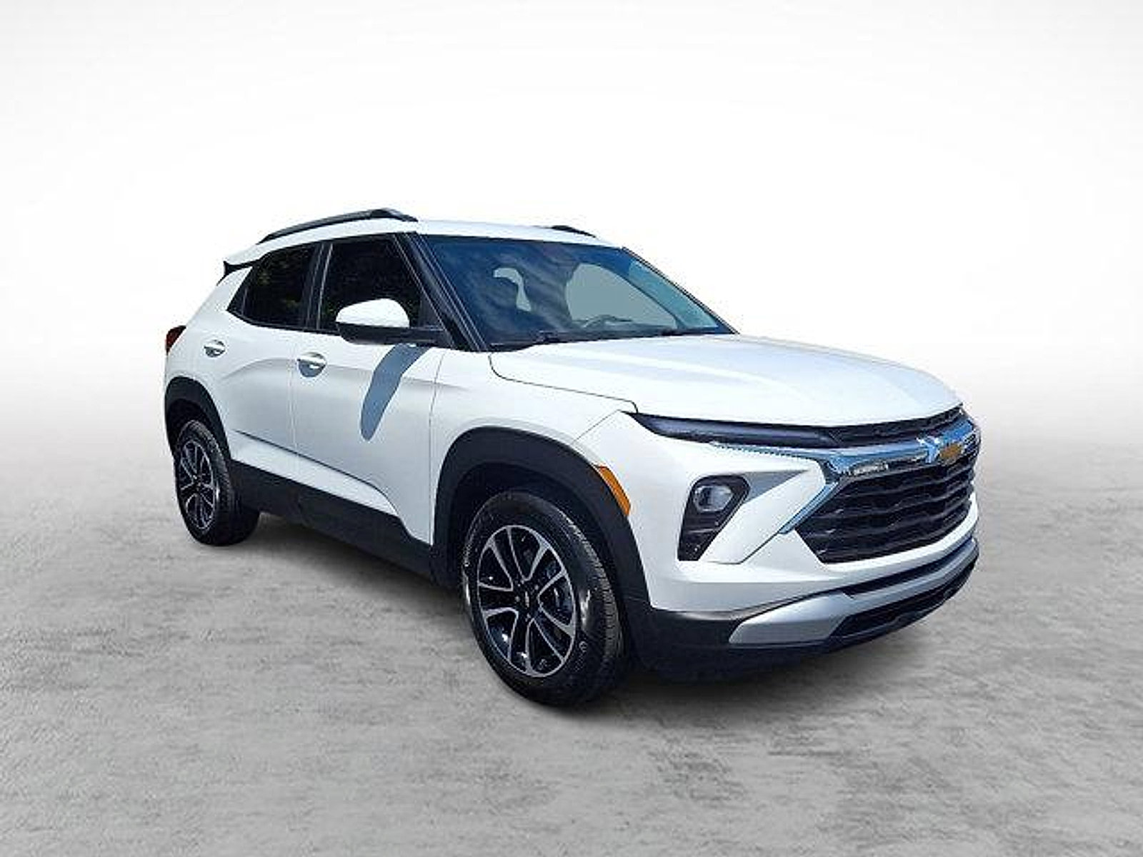 Used 2024 Chevrolet TrailBlazer LT w/ Driver Confidence Package image 32