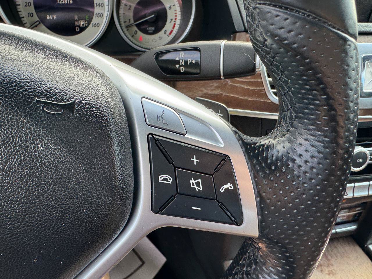 Used 2014 Mercedes-Benz E 350 Sedan image 32