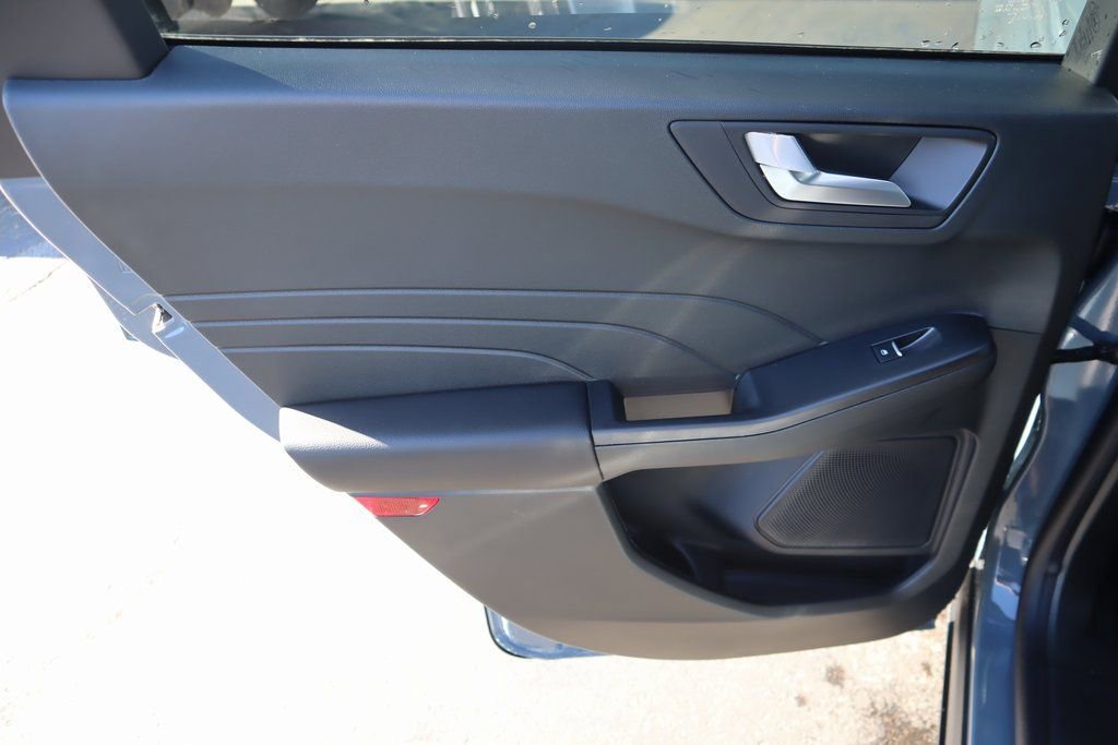 New 2026 Ford Escape ST-Line w/ Tech Pack #1 image 17