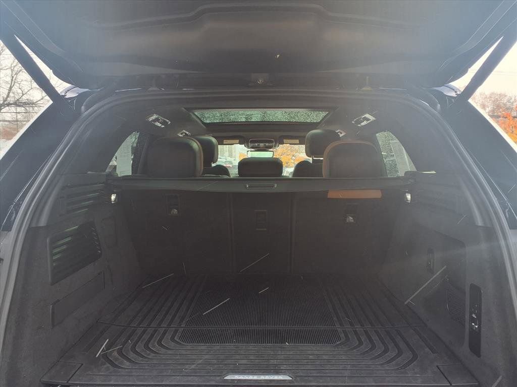 Used 2025 Land Rover Range Rover Sport Autobiography image 9