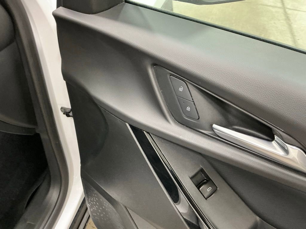 Used 2025 Chevrolet Equinox LT image 29