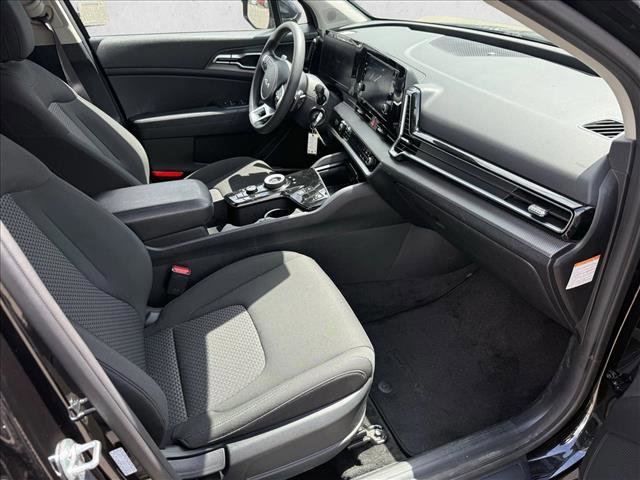 Used 2024 Kia Sportage LX AWD/4WD image 17