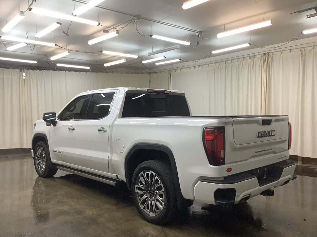 Used 2023 GMC Sierra 1500 Denali Ultimate AWD/4WD image 9