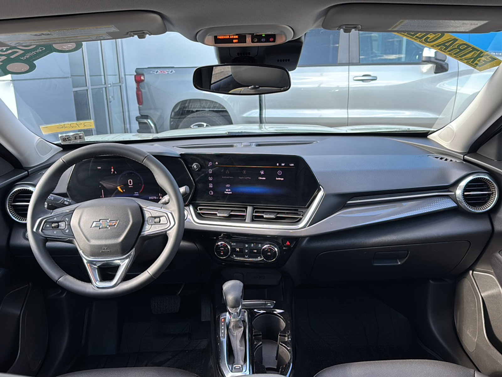 Used 2024 Chevrolet Trax ACTIV w/ Driver Confidence Package image 26