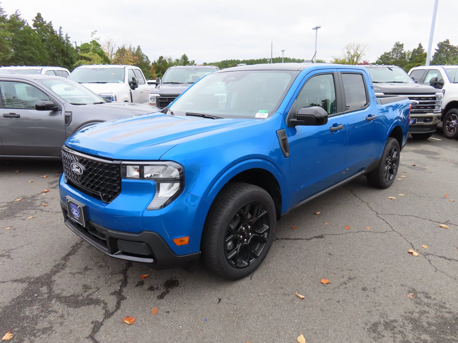 New 2025 Ford Maverick XLT w/ XLT Luxury Package image 3