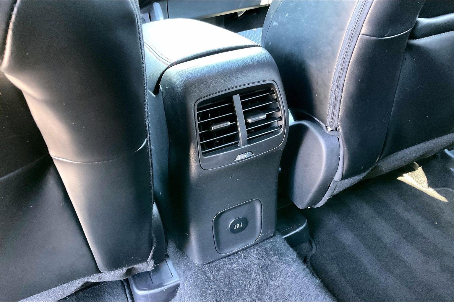 Certified 2024 Ford Escape ST-Line AWD/4WD image 35