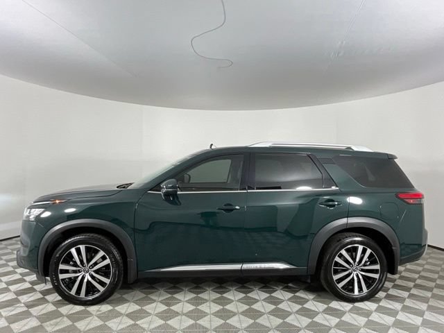Used 2023 Nissan Pathfinder Platinum AWD/4WD image 8