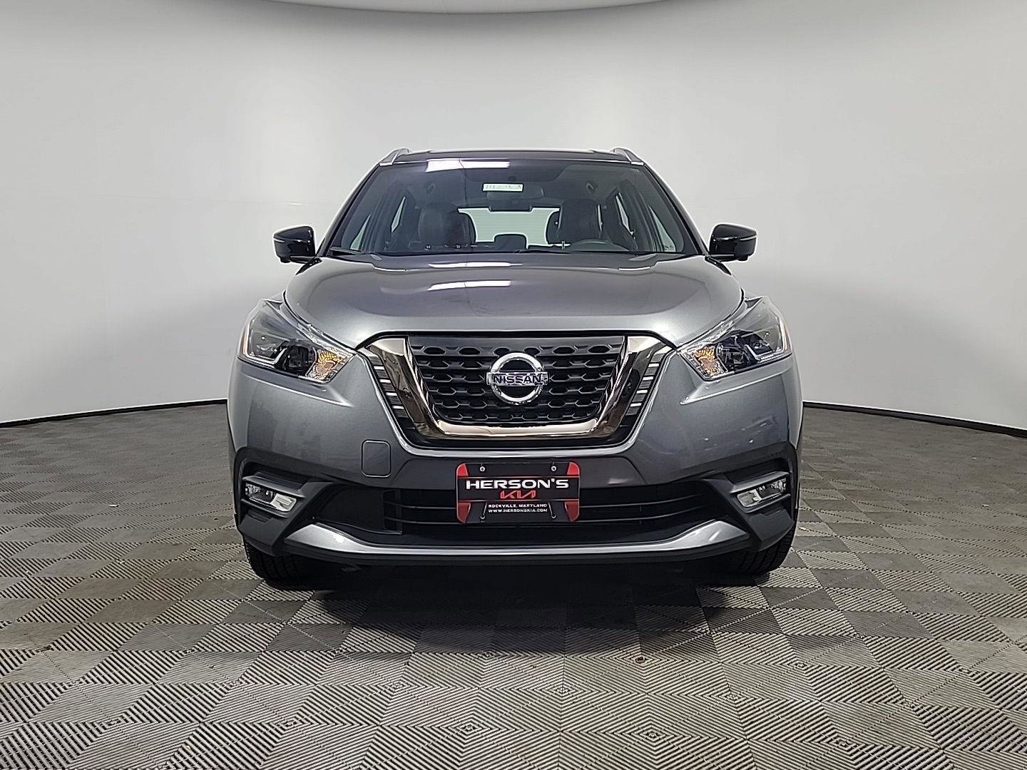 Used 2019 Nissan Kicks SR w/ SR Premium Package image 12
