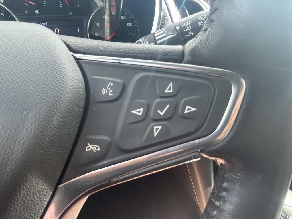 Used 2019 Chevrolet Equinox LT FWD image 29