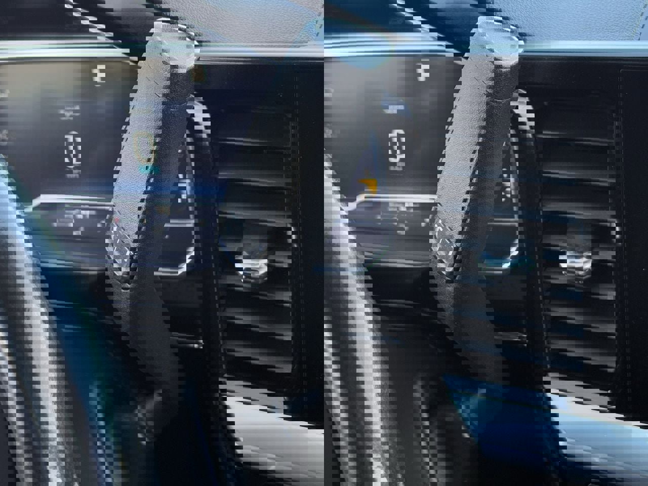 Used 2022 Chevrolet Silverado 1500 LT w/ Z71 Off-Road Package image 20