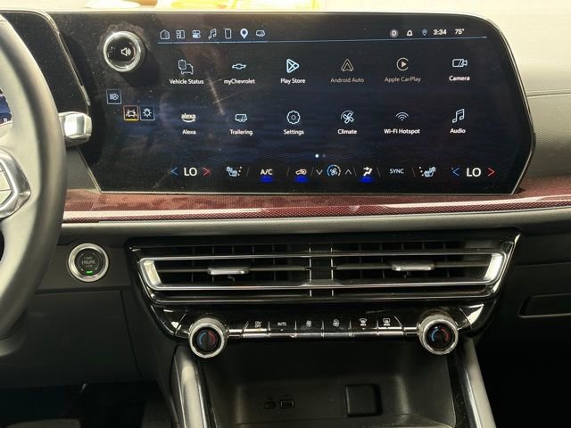 Used 2025 Chevrolet Traverse Z71 AWD/4WD image 26