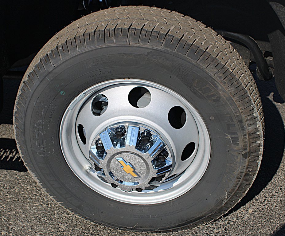Used 2025 Chevrolet Silverado 3500 W/T w/ WT Convenience Package RWD image 30