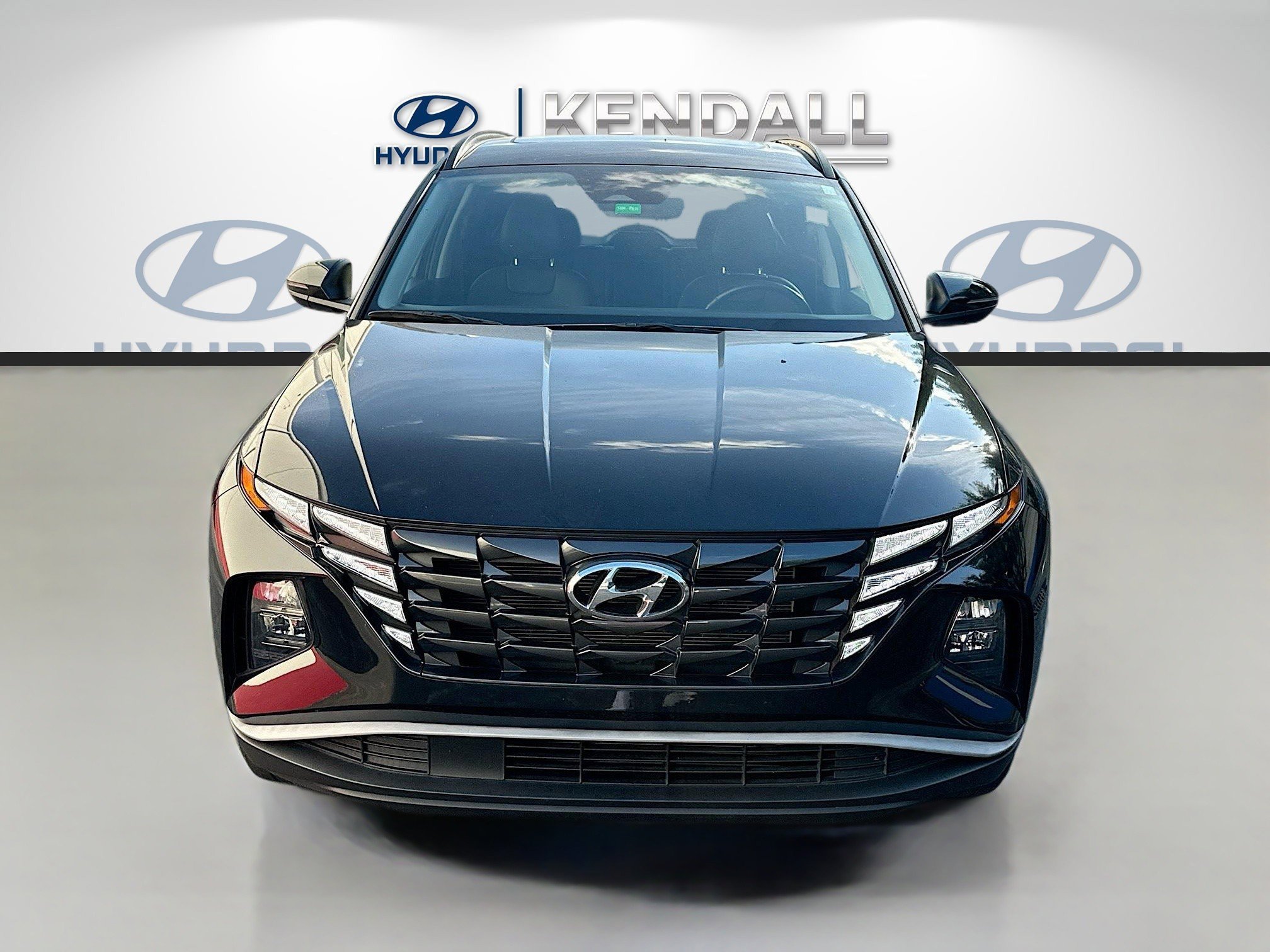 Used 2023 Hyundai Tucson SEL w/ Convenience Package image 2
