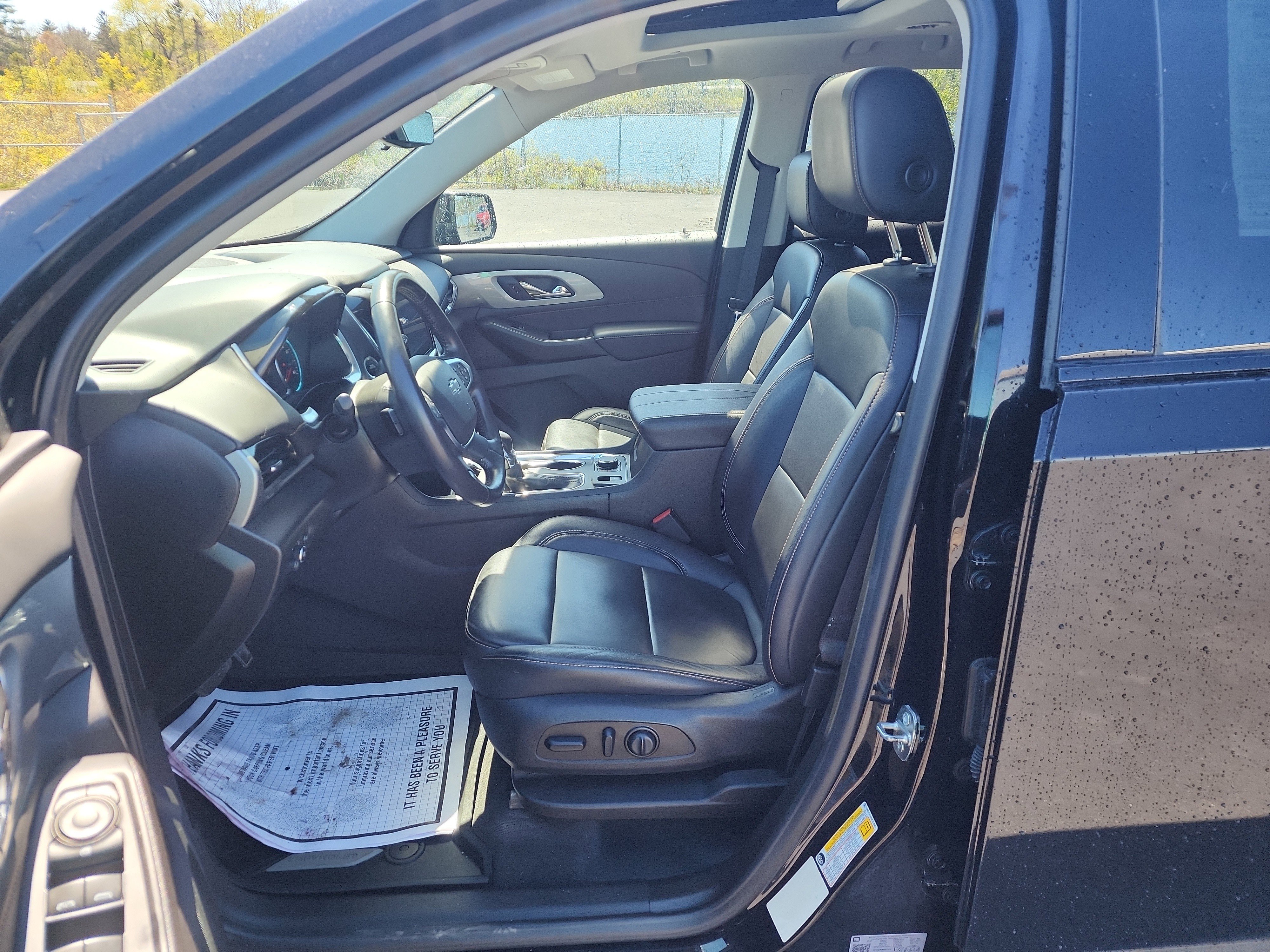 Certified 2021 Chevrolet Traverse RS w/ LPO, Floor Liner Package AWD/4WD image 11