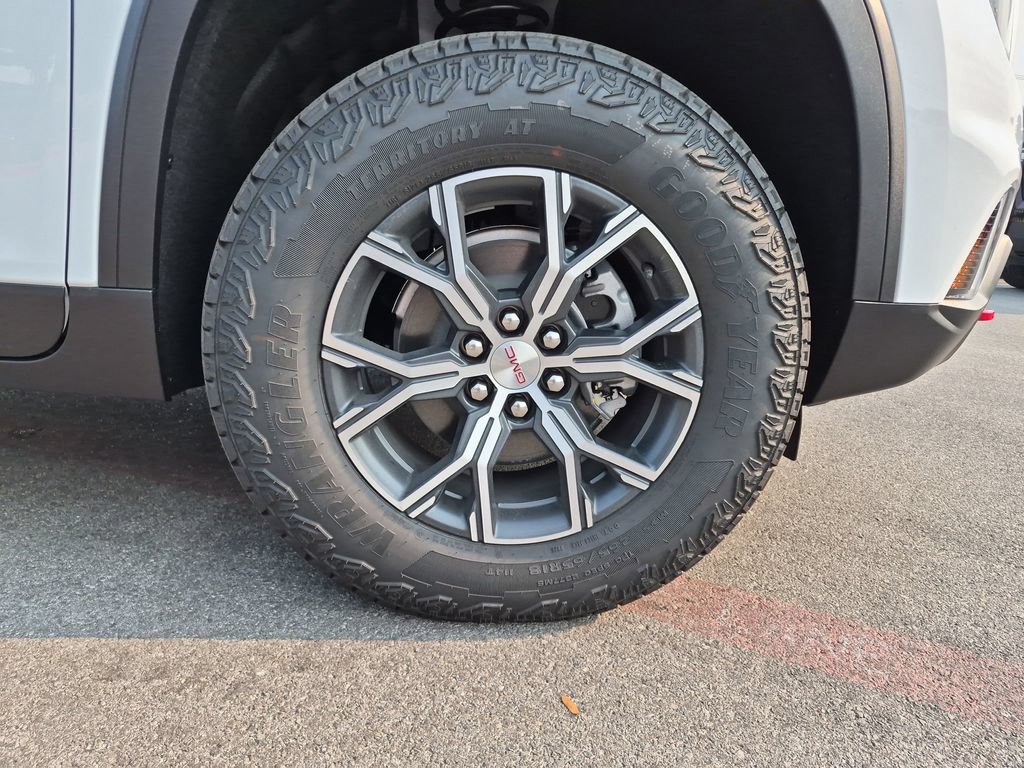 New 2027 GMC Acadia AT4 w/ Luxury Package AWD/4WD image 16