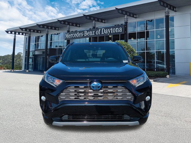 Used 2020 Toyota RAV4 XSE image 9