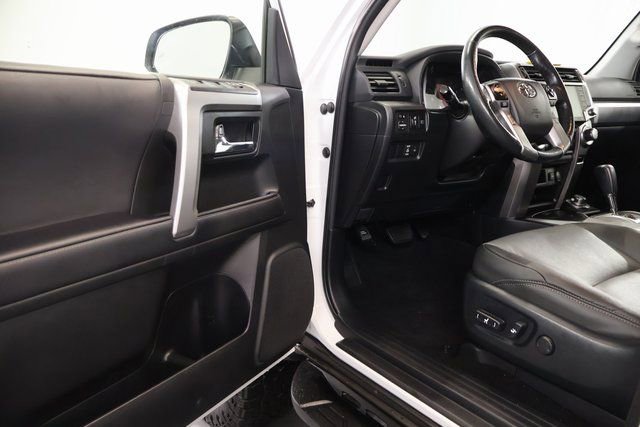 Certified 2024 Toyota 4Runner SR5 Premium image 9