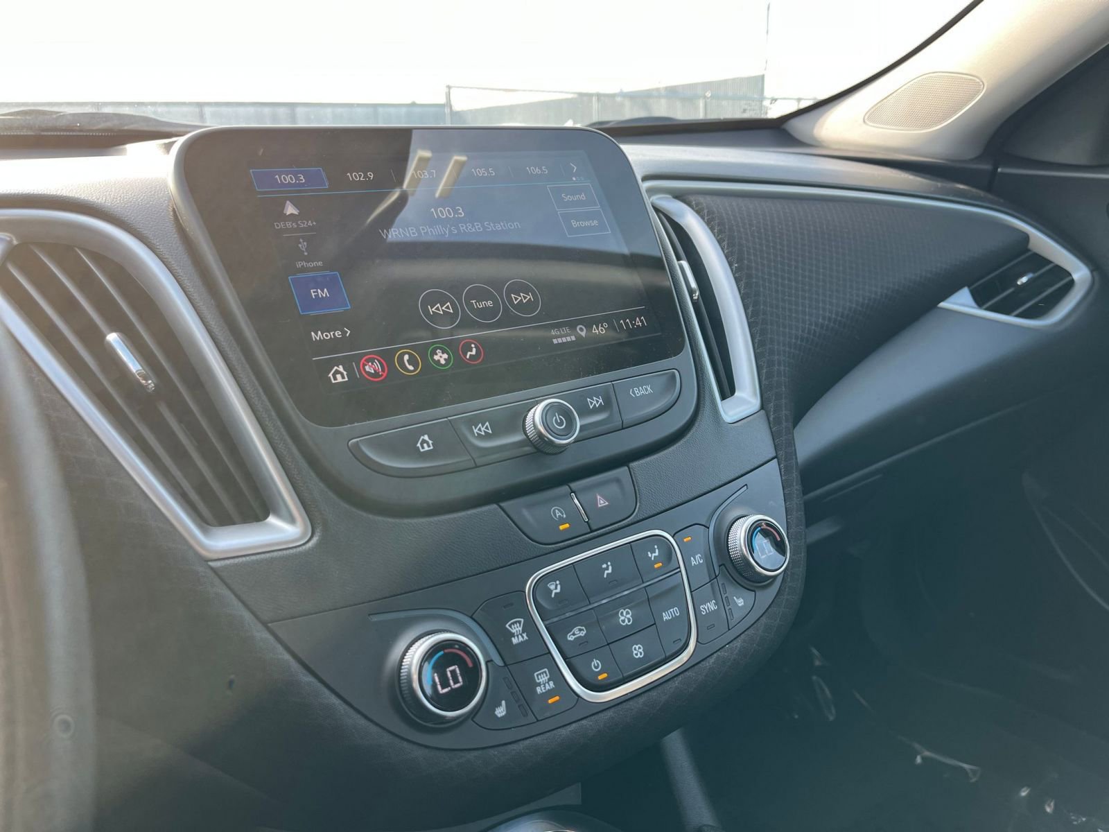 Used 2024 Chevrolet Malibu LT image 21