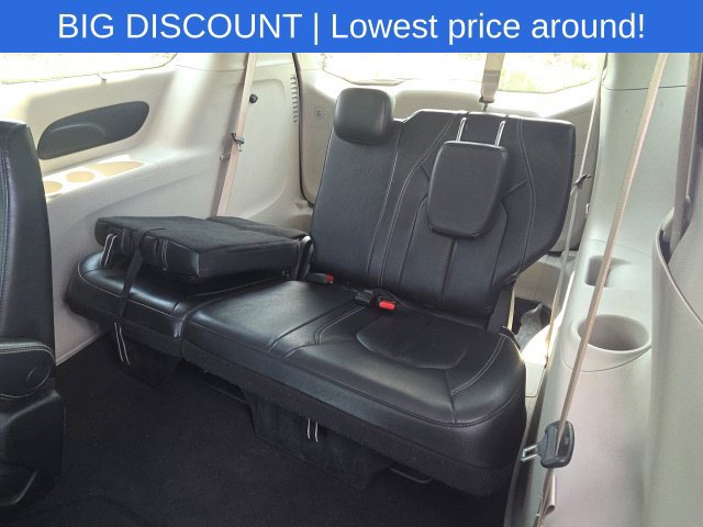 Used 2022 Chrysler Pacifica Touring-L FWD image 20