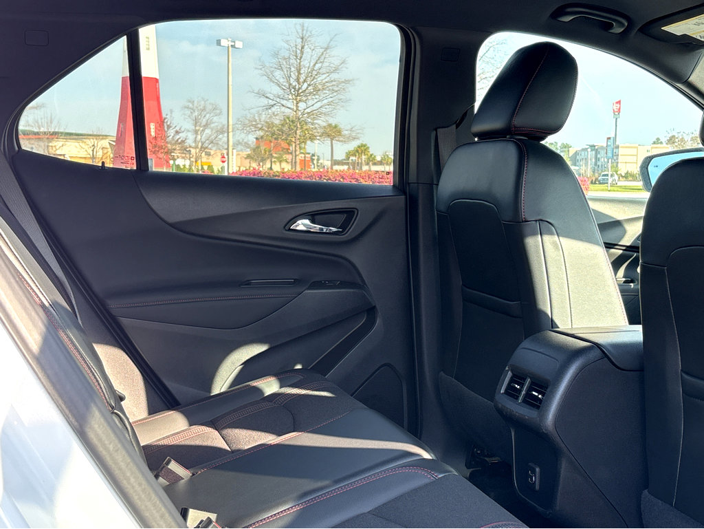 Used 2023 Chevrolet Equinox RS w/ LPO, Floor Liner Package image 10