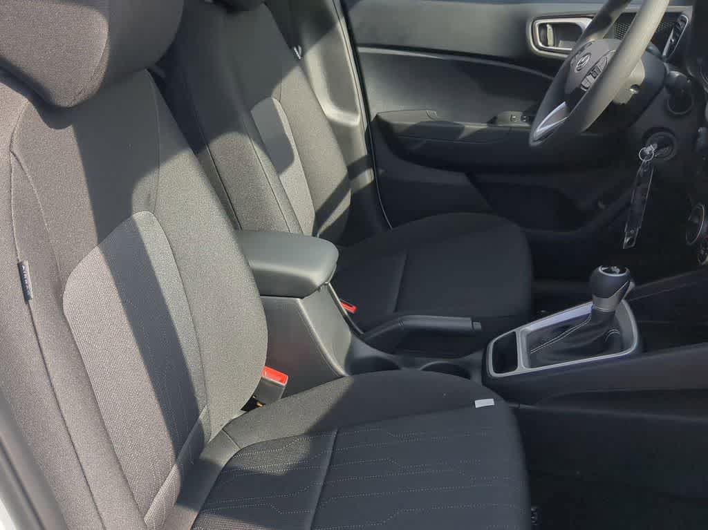 New 2026 Hyundai Venue SE FWD image 22