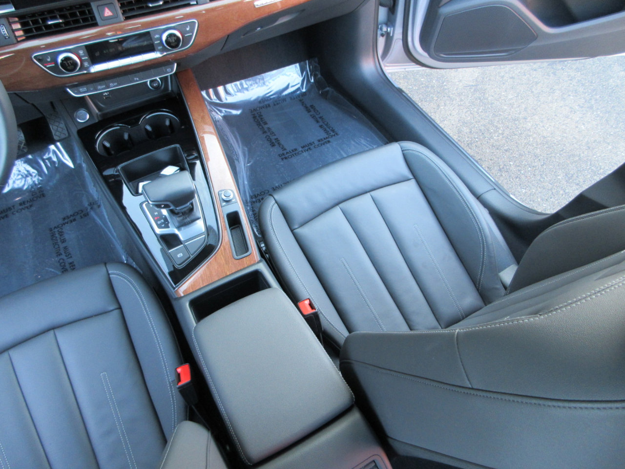 Used 2024 Audi A4 2.0T Premium image 19