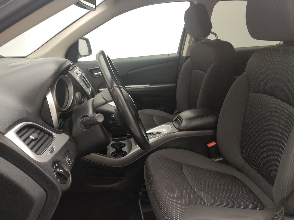 Used 2018 Dodge Journey SE w/ Popular Equipment Group FWD image 17