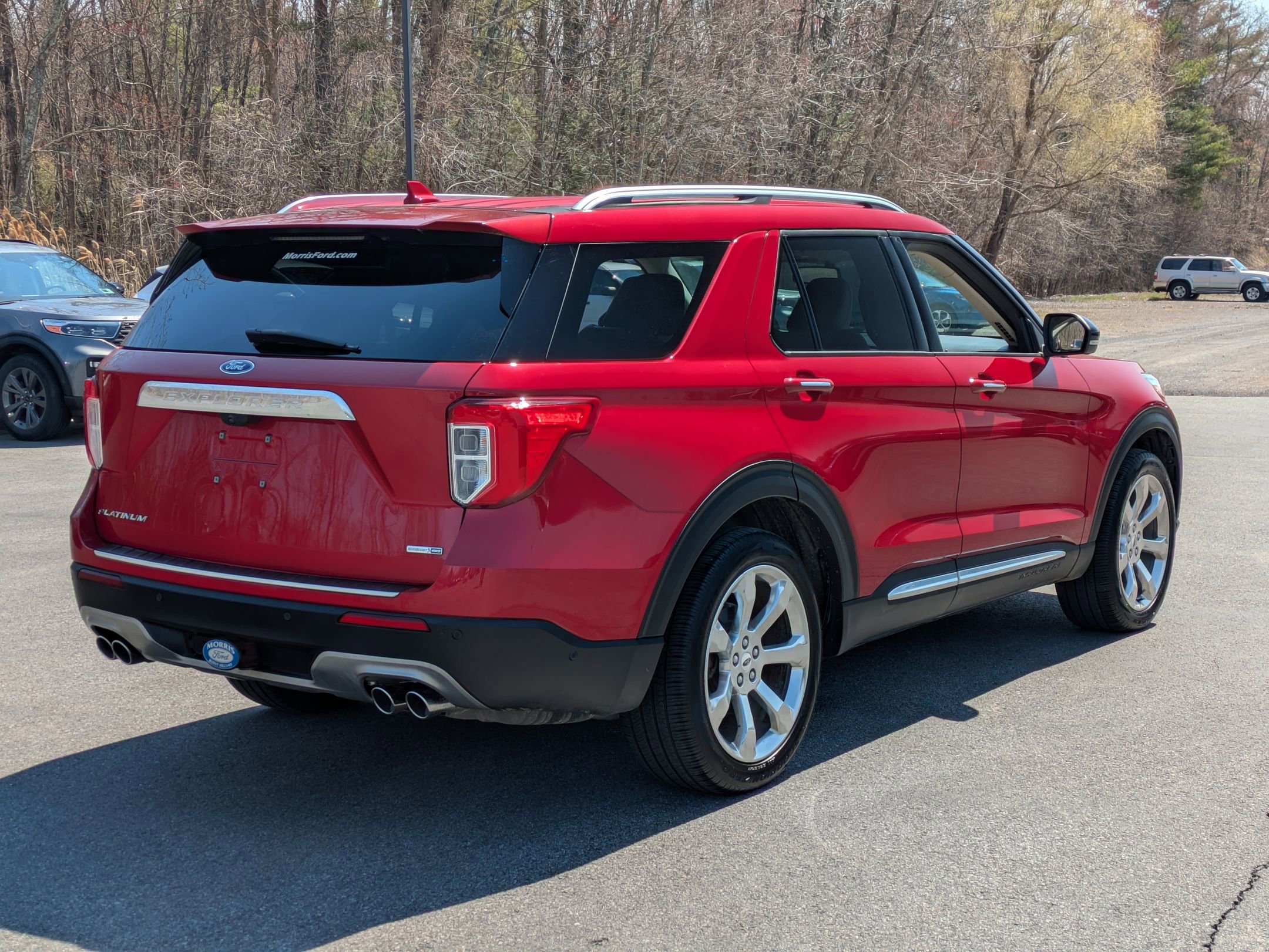Used 2020 Ford Explorer Platinum w/ Premium Technology Package AWD/4WD image 3