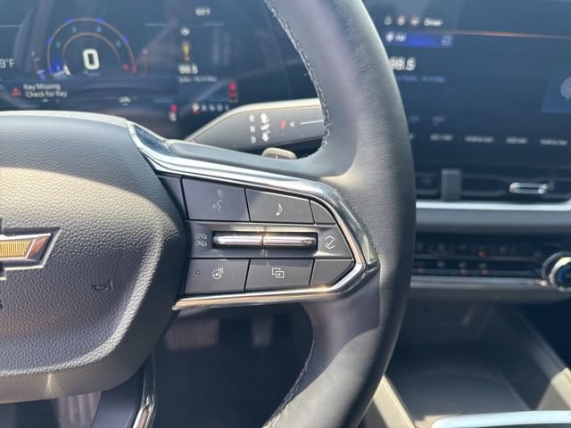 Used 2026 Chevrolet Equinox LT AWD/4WD image 13