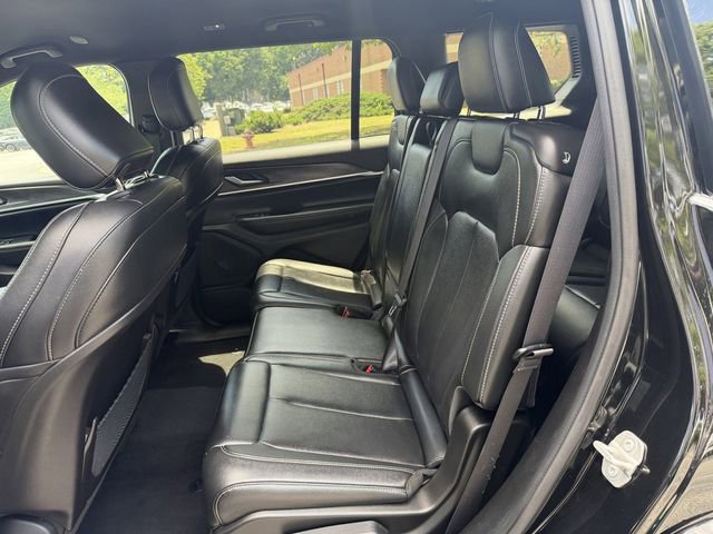 Used 2024 Jeep Grand Cherokee L Limited w/ Black Appearance Package RWD image 26