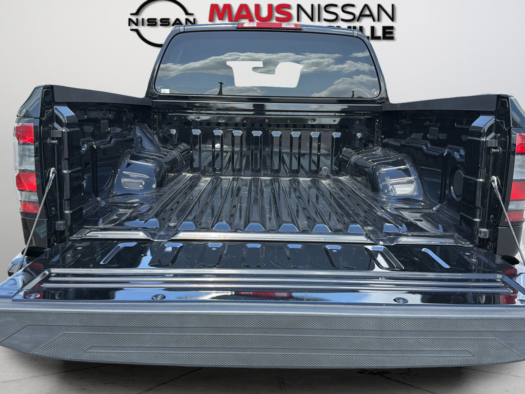 Certified 2025 Nissan Frontier SV RWD image 10