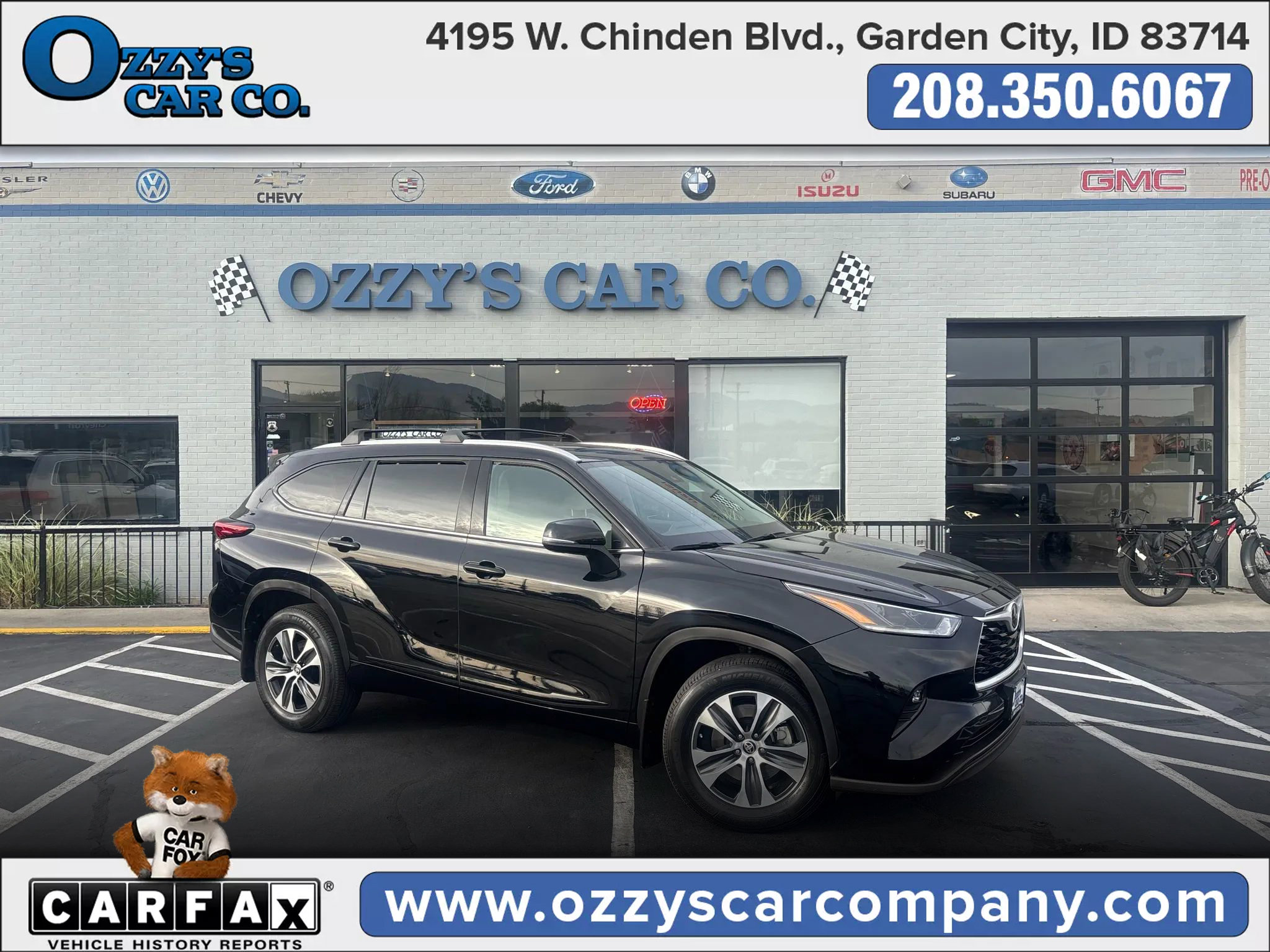 Used 2021 Toyota Highlander XLE image 1